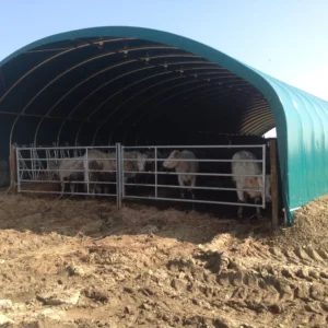 Abri agricole professionnel pour stockage ou stabulation
