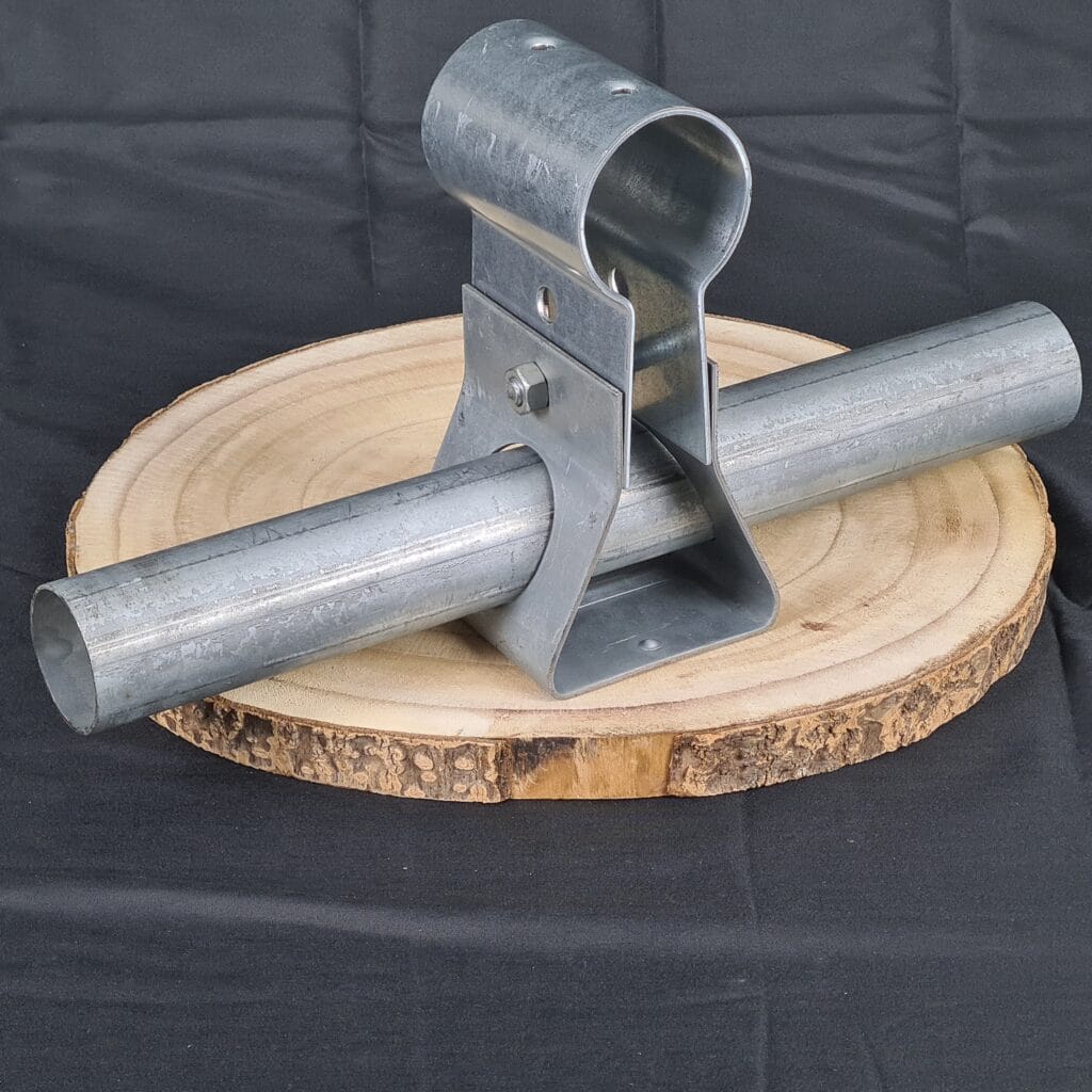 Assemblage noeud faîtage côté